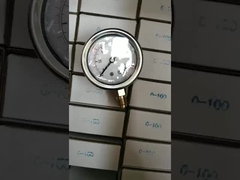 2Gliserinle dolu motor yağı basınç ölçer 2,5% doğruluk