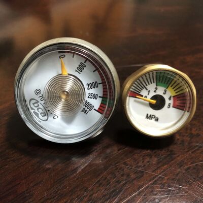 Kritik Güvenlik ve Sızdırmaz Performans için Gaz-Spesifik Kalibrasyonlu Endüstriyel Gaz Basınç Ölçer ve Metre