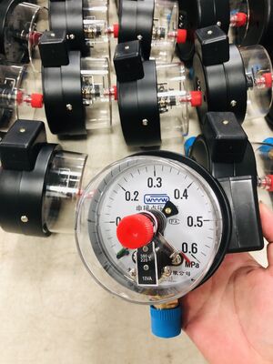 Düzenlenebilir Basınç Sınırı Kontrolü ile Elektrik Temas Basınçölçeri 100mm Çap Boyutu ve 1.6 MPa Ölçeği